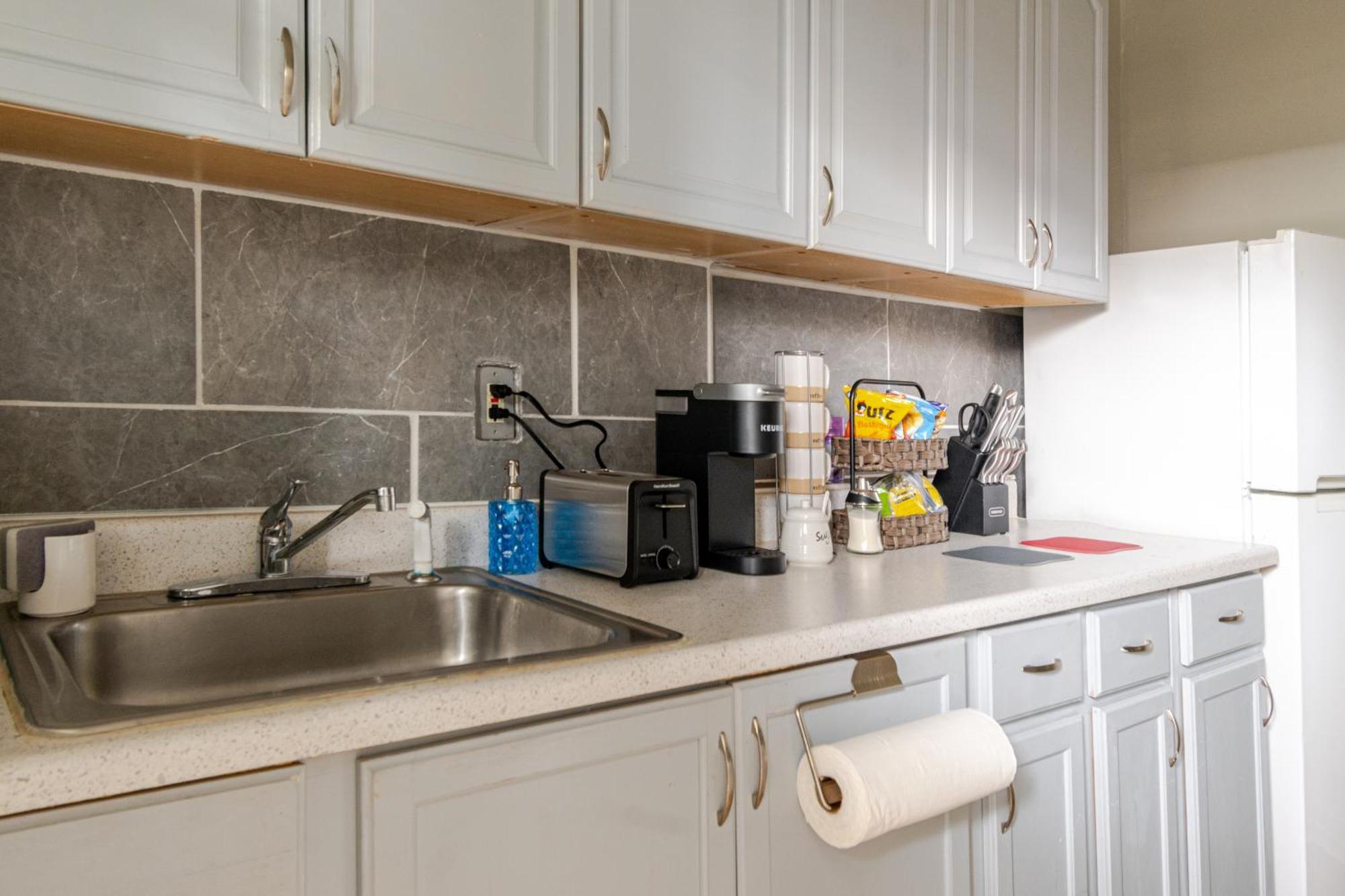 Bright & Cozy 2 Bedroom, 1 Bath, 2 Miles From White House Appartement *